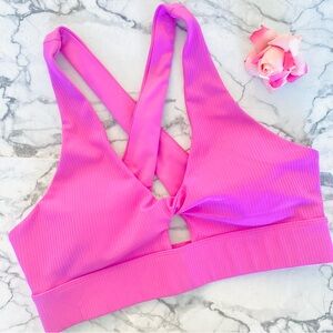 💕FABLETICS Pink Cross-Back Sports Bra SZ M